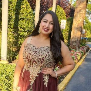 Meet your Posher, Komal